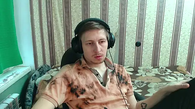 darienlarge online show from 11/07/25, 11:10