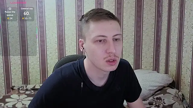 Snapshot of darienlarge chatting on 01/11/26, 06:51 darienlarge online show from 01/11/26, 06:51