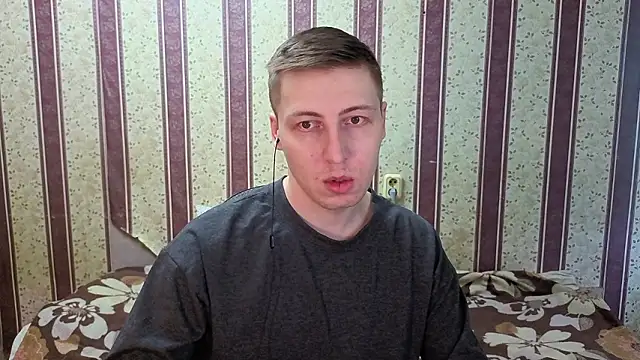 Snapshot of darienlarge chatting on 01/18/26, 10:08 darienlarge online show from 01/18/26, 10:08