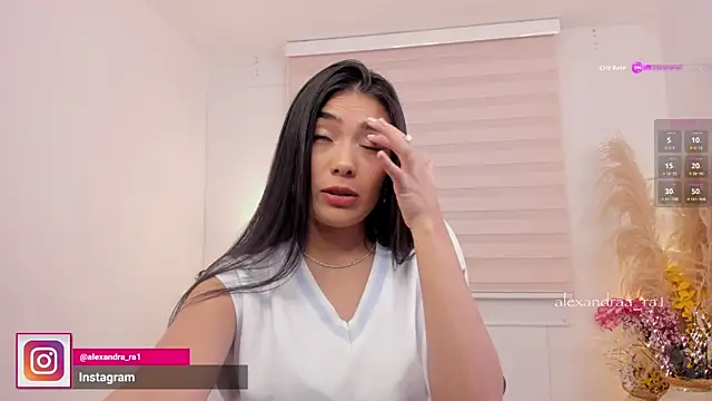 Snapshot of Alexandra_ra chatting on 11/12/25, 01:39 Alexandra ra online show from 11/12/25, 01:39