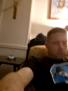 Snapshot of curiouscock38 chatting on 10/15/25, 07:30 curiouscock38 online show from 10/15/25, 07:30