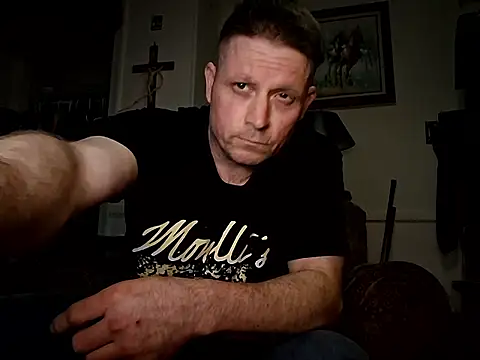 Snapshot of curiouscock38 chatting on 03/21/26, 06:29 curiouscock38 online show from 03/21/26, 06:29