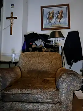 Snapshot of curiouscock38 chatting on 04/14/26, 10:10 curiouscock38 online show from 04/14/26, 10:10