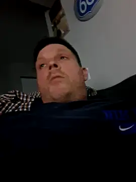 Snapshot of curiouscock38 chatting on 04/19/26, 07:51 curiouscock38 online show from 04/19/26, 07:51