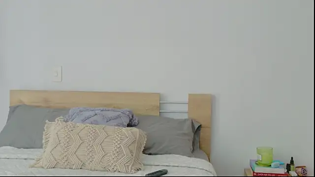 GrettaBenett online show from 11/10/25, 07:46