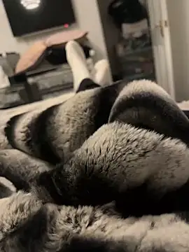 Snapshot of Furdale chatting on 01/10/25, 05:02 Furdale online show from 01/10/25, 05:02