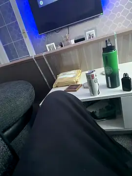 Snapshot of Furdale chatting on 09/11/25, 05:46 Furdale online show from 09/11/25, 05:46