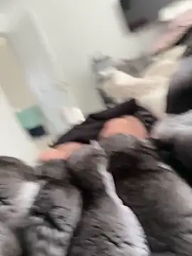 Snapshot of Furdale chatting on 03/04/26, 02:45 Furdale online show from 03/04/26, 02:45