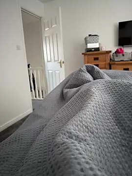 Snapshot of Furdale chatting on 03/21/26, 12:10 Furdale online show from 03/21/26, 12:10