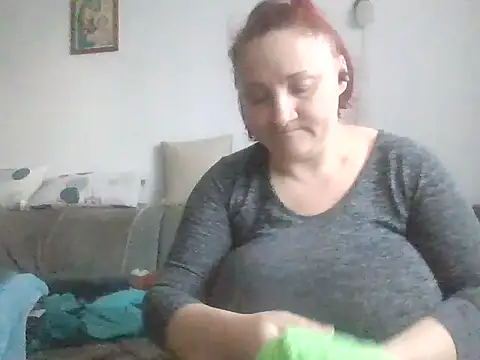 Snapshot of LaraXXX38 chatting on 03/05/26, 08:32 LaraXXX38 online show from 03/05/26, 08:32