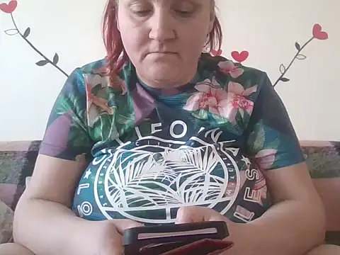 Snapshot of LaraXXX38 chatting on 03/09/26, 06:39 LaraXXX38 online show from 03/09/26, 06:39