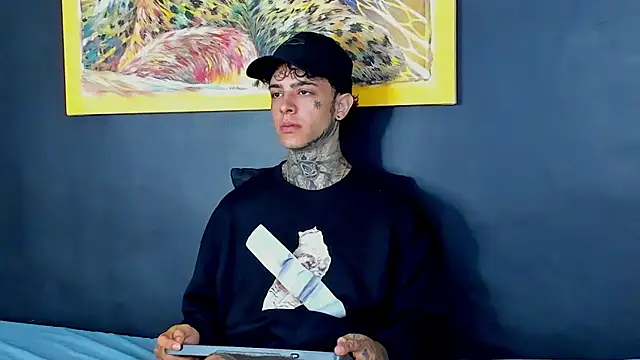 Snapshot of Aron_ford chatting on 09/21/25, 11:45 Aron ford online show from 09/21/25, 11:45