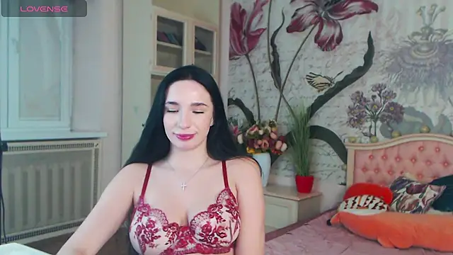 AliciaBow online show from 12/19/24, 04:02