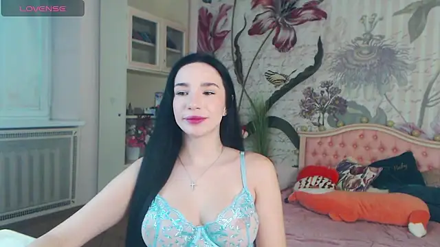 AliciaBow online show from 12/20/24, 01:22