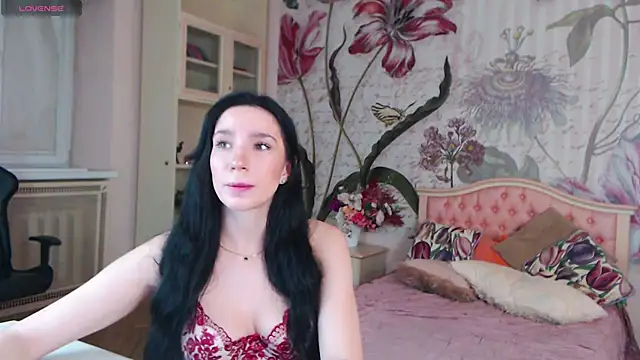 AliciaBow online show from 11/21/25, 03:22