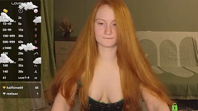 Snapshot of astoria_ross_ chatting on 02/10/25, 03:32 astoria ross online show from 02/10/25, 03:32