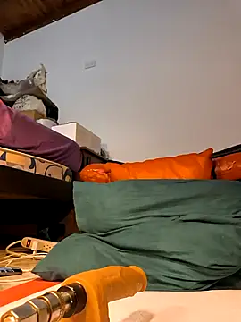 Snapshot of shelby_kutter chatting on 11/03/25, 06:09 shelby kutter online show from 11/03/25, 06:09