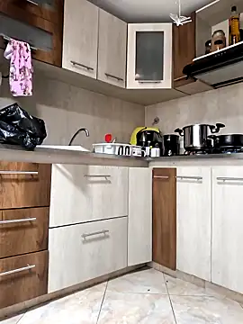 Snapshot of shelby_kutter chatting on 11/29/25, 03:48 shelby kutter online show from 11/29/25, 03:48