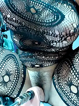 Snapshot of shelby_kutter chatting on 11/30/25, 04:33 shelby kutter online show from 11/30/25, 04:33