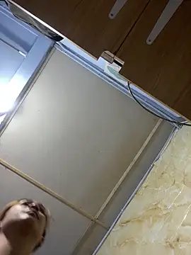 Snapshot of Sanieku chatting on 04/05/26, 07:33 Sanieku online show from 04/05/26, 07:33