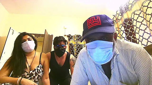 Snapshot of Bengali_sexy chatting on 10/03/25, 08:22 Bengali sexy online show from 10/03/25, 08:22