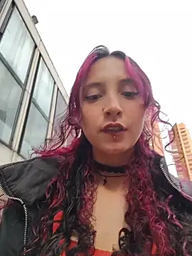  Laary online show from 04/18/26, 08:53