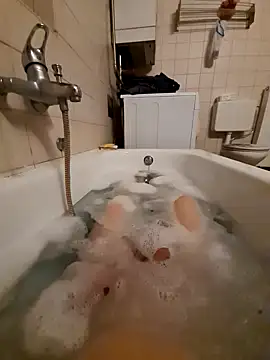 toeloverlive online show from 12/04/24, 06:17