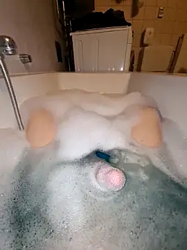 toeloverlive online show from 11/25/25, 07:36