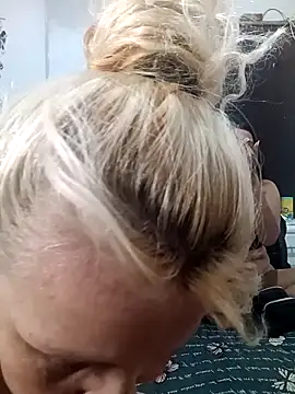 Nicolle Milf online show from 09/22/25, 06:43