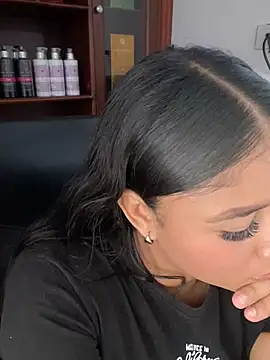 SSCARLETH  online show from 02/11/26, 12:32