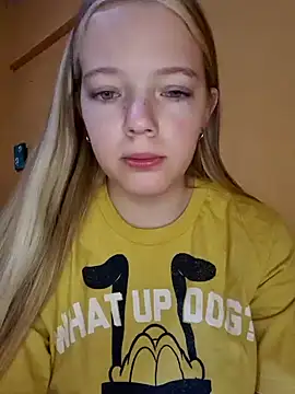 Snapshot of -veranito- chatting on 01/26/25, 03:06 -veranito- online show from 01/26/25, 03:06