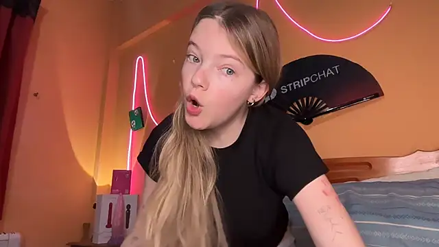 Snapshot of -veranito- chatting on 11/05/25, 03:06 -veranito- online show from 11/05/25, 03:06