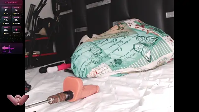 Snapshot of Danae_999 chatting on 03/19/26, 10:47 Danae 999 online show from 03/19/26, 10:47