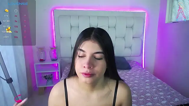 shanakendall online show from 01/17/25, 01:03