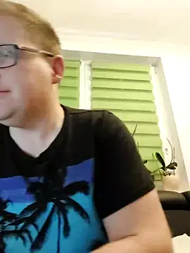 Snapshot of AnnualSunrise chatting on 12/05/24, 08:11 AnnualSunrise online show from 12/05/24, 08:11