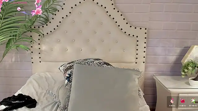 Snapshot of _Eurekaa_ chatting on 03/15/25, 11:50 Eurekaa online show from 03/15/25, 11:50