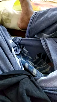 Snapshot of malluflash chatting on 03/15/25, 09:09 malluflash online show from 03/15/25, 09:09