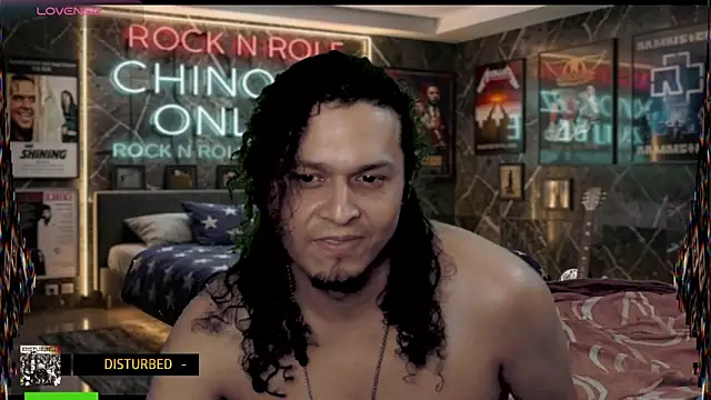 Snapshot of chino_roz chatting on 06/07/26, 01:15 chino roz online show from 06/07/26, 01:15