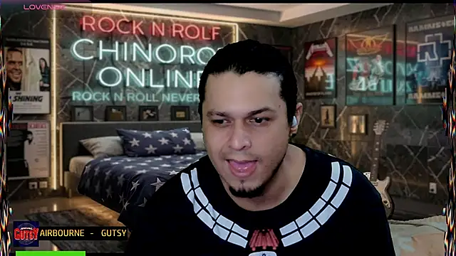 Snapshot of chino_roz chatting on 06/13/26, 11:57 chino roz online show from 06/13/26, 11:57