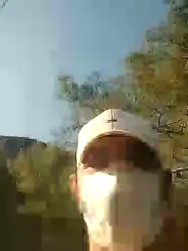 Snapshot of Poyraz6996 chatting on 02/05/25, 02:59 Poyraz6996 online show from 02/05/25, 02:59