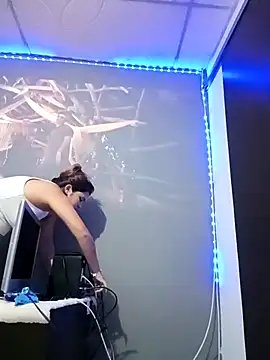 Latina sexy1 online show from 11/19/25, 02:33