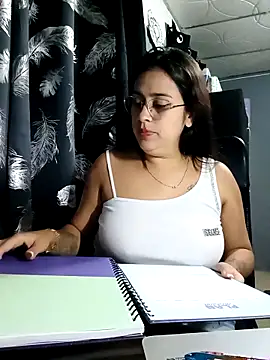 Latina sexy1 online show from 02/14/26, 12:51