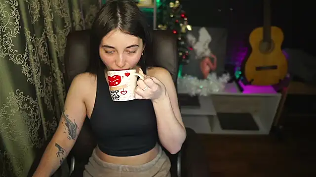 Snapshot of delicatedBailey chatting on 12/23/24, 05:28 delicatedBailey online show from 12/23/24, 05:28