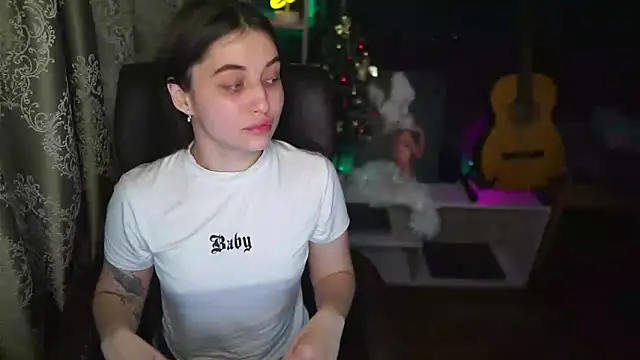 Snapshot of delicatedBailey chatting on 02/14/25, 05:30 delicatedBailey online show from 02/14/25, 05:30