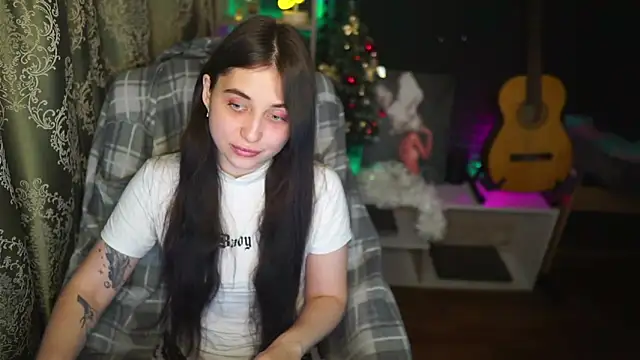 Snapshot of delicatedBailey chatting on 02/15/25, 03:17 delicatedBailey online show from 02/15/25, 03:17