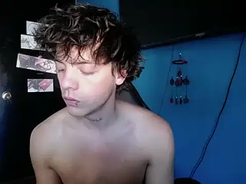 Snapshot of Santiago_kiler chatting on 01/12/25, 02:30 Santiago kiler online show from 01/12/25, 02:30