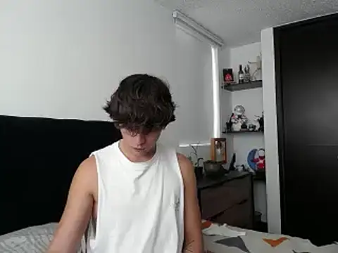 Snapshot of Santiago_kiler chatting on 02/22/25, 08:20 Santiago kiler online show from 02/22/25, 08:20