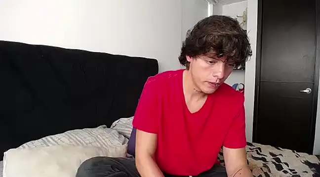 Snapshot of Santiago_kiler chatting on 03/01/25, 07:37 Santiago kiler online show from 03/01/25, 07:37