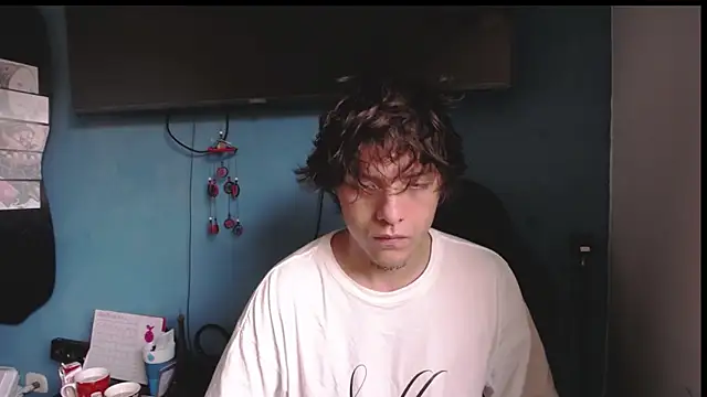 Santiago kiler online show from 04/13/26, 04:45