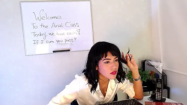 Snapshot of Sassy--Girl chatting on 01/17/25, 07:49 Sassy--Girl online show from 01/17/25, 07:49